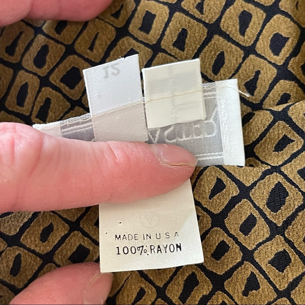 Doncaster Patterned Button Down Top - image 7